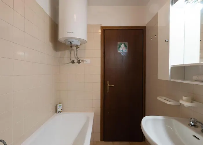 דירה Niki By Interhome דומאסו